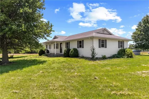 26060 E B Hwy, Sheldon, MO 64784 photo 1
