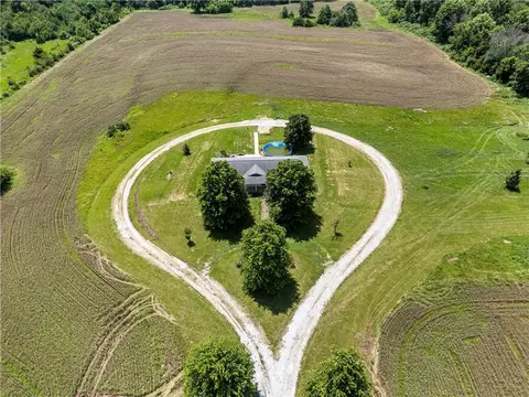 26060 E B Hwy, Sheldon, MO 64784 photo 2