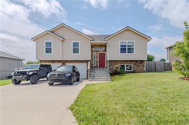1601 W 6th Street Ter, Knob Noster, MO 65336