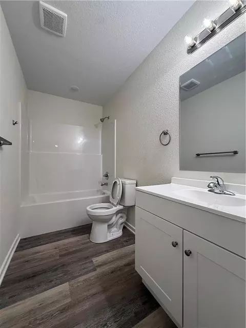 316 E Culton St, Warrensburg, MO 64093 photo 8
