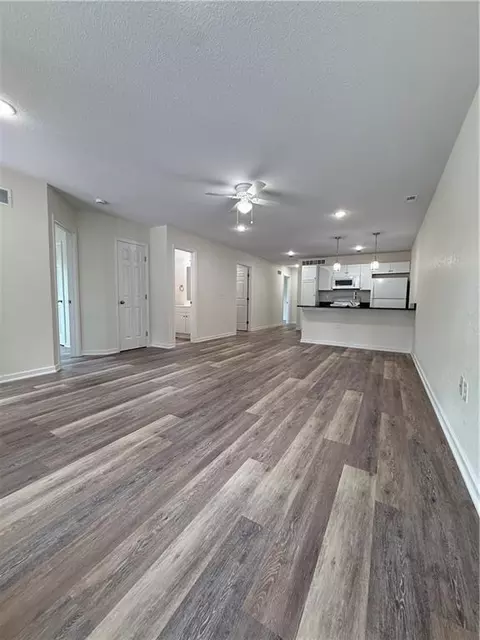 316 E Culton St, Warrensburg, MO 64093 photo 3