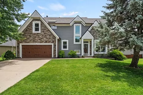 8501 W 149th Ter, Overland Park, KS 66223