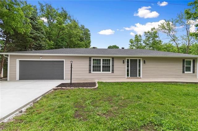6201 N Topping Ave, Kansas City, MO 64119