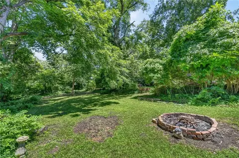 1432 W Walnut St, Independence, MO 64050 photo 8