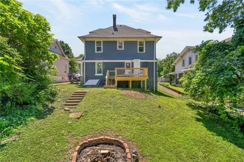 1432 W Walnut St, Independence, MO 64050 photo 5