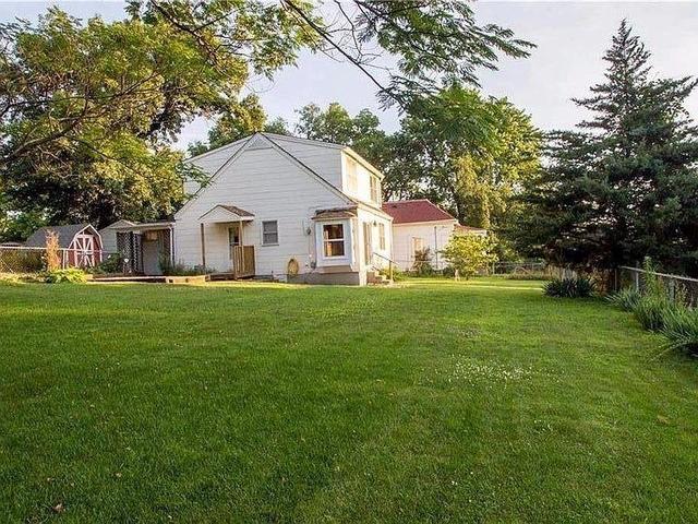 2734 S 8th St, Kansas City, KS 66103