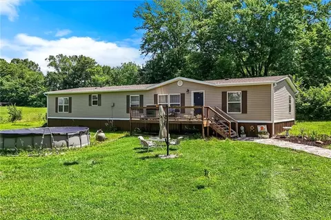 16095 Venus Rd, Lawson, MO 64062