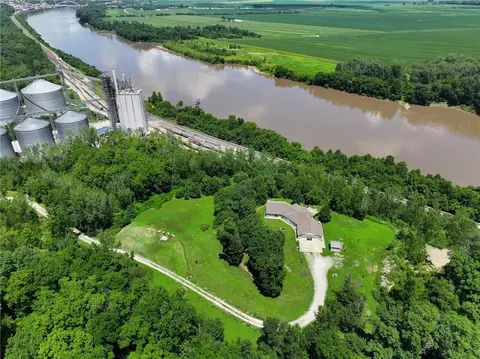 View/Area - 322 Riverfront Rd, Atchison, KS 66002 photo 3 of 4