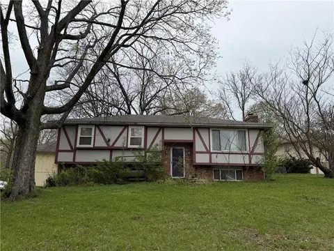 2009 SE Abbey St, Blue Springs, MO 64014