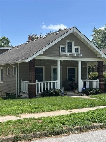 4405 Terrace St, Kansas City, MO 64111