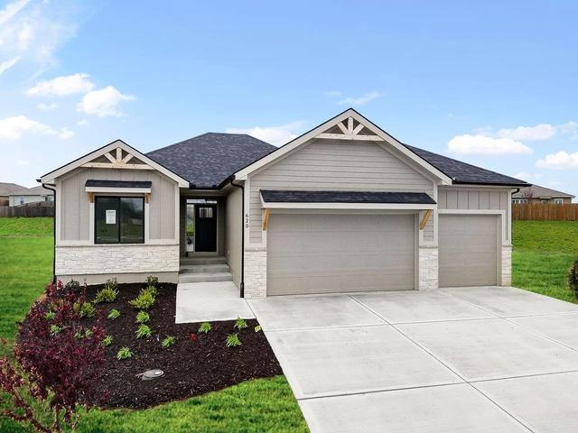 8000 SE Hoot Owl St, Blue Springs, MO 64014