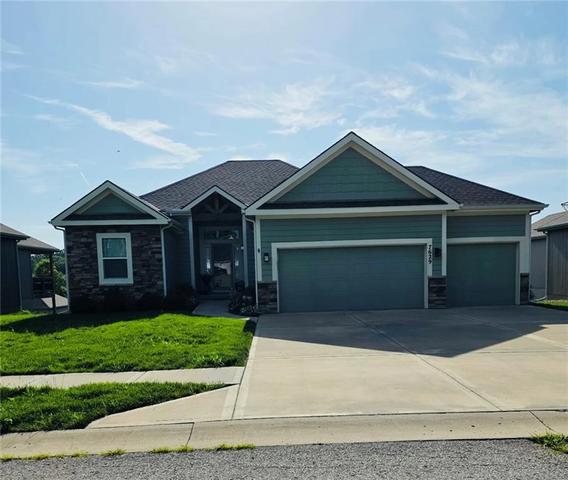 7629 N Kensington Ave, Kansas City, MO 64119