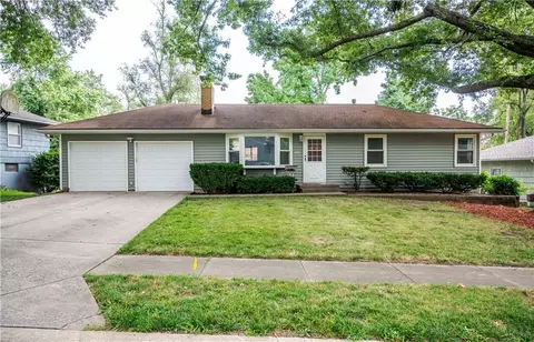 4923 Evanston Ave, Kansas City, MO 64133
