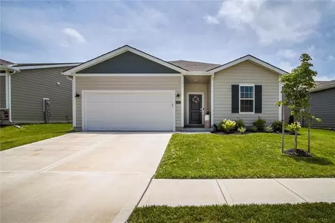 27031 E Oak View Dr, Lees Summit, MO 64086 photo 2