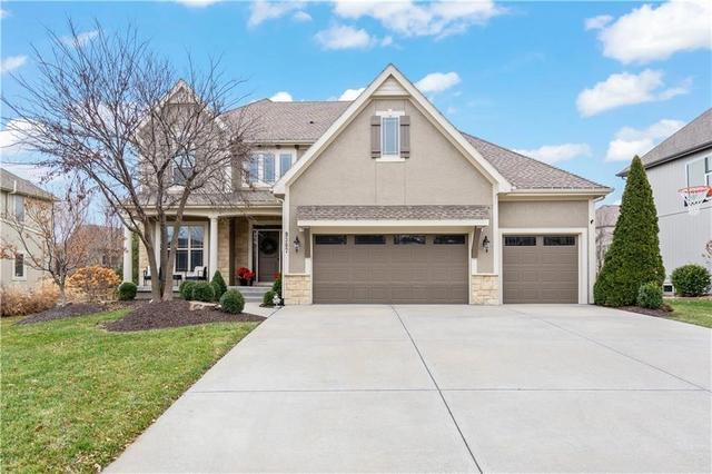 9307 W 155th Ct, Overland Park, KS 66221