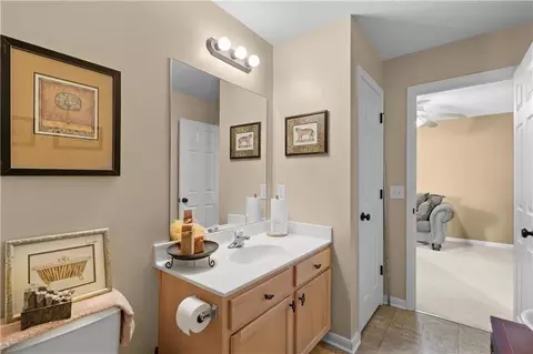 Bath - 1147 SW Arborfair Dr, Lees Summit, MO 64082 photo 7 of 7