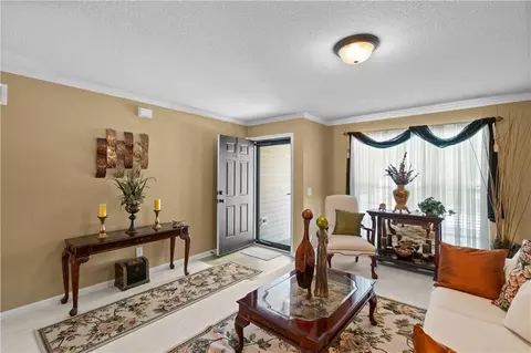 Entry Way - 1147 SW Arborfair Dr, Lees Summit, MO 64082 photo 1 of 4