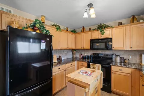 Kitchen - 1147 SW Arborfair Dr, Lees Summit, MO 64082 photo 1 of 2