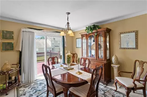 Dining - 1147 SW Arborfair Dr, Lees Summit, MO 64082 photo 1 of 2
