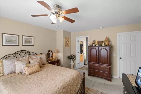 Bedroom - 1147 SW Arborfair Dr, Lees Summit, MO 64082 photo 3 of 7