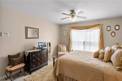 Bedroom - 1147 SW Arborfair Dr, Lees Summit, MO 64082 photo 2 of 7