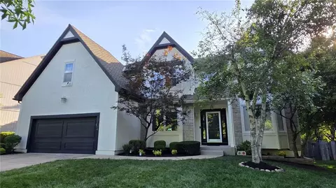 13164 Birch St, Overland Park, KS 66209