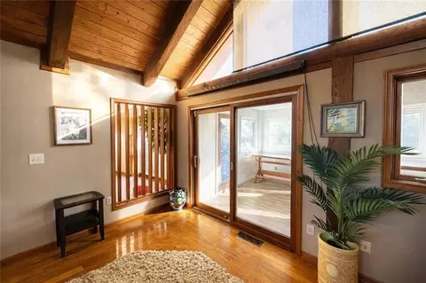 3907 NE Beach Rd, Lees Summit, MO 64064 photo 4