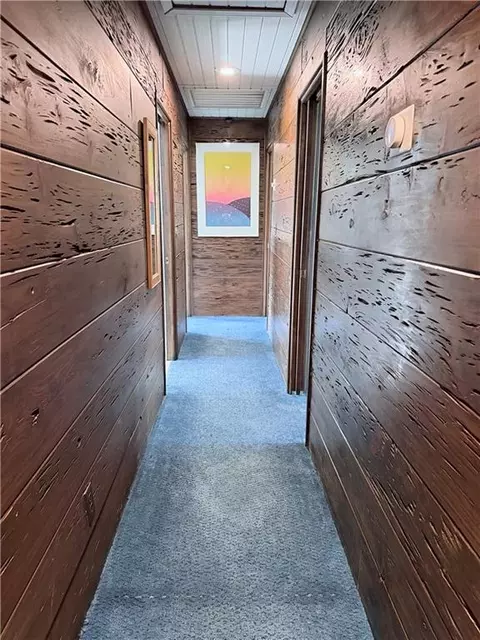Entry Way - 3907 NE Beach Rd, Lees Summit, MO 64064 photo 1 of 2
