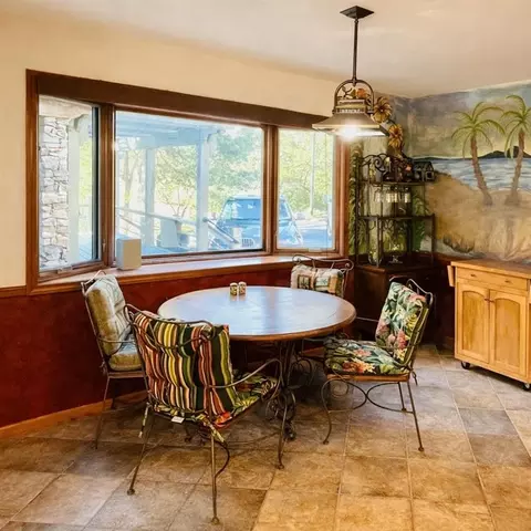 3907 NE Beach Rd, Lees Summit, MO 64064 photo 11