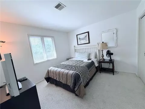Bedroom - 3907 NE Beach Rd, Lees Summit, MO 64064 photo 4 of 7