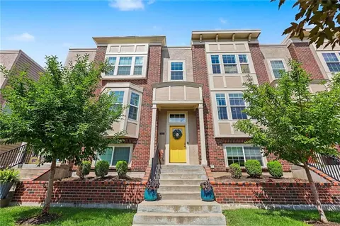3010 Erie Park, North Kansas City, MO 64116