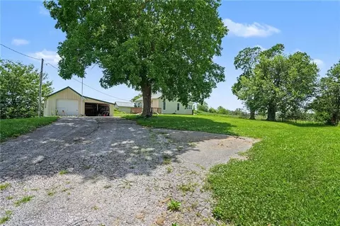 5597 SW County Line Rd, Trimble, MO 64492 photo 5