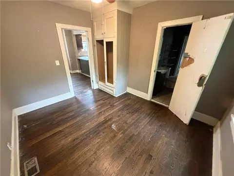 206 S Hardy Ave, Independence, MO 64053 photo 14