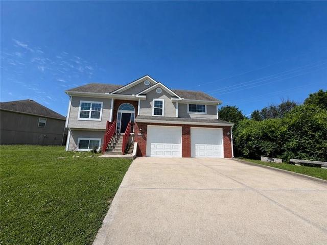 5101 NW 93rd St, Kansas City, MO 64154