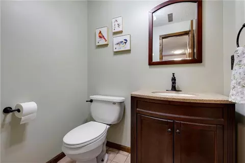 Bath - 7201 Snow Dr, Holt, MO 64048 photo 3 of 4