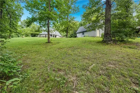 Exterior - 7201 Snow Dr, Holt, MO 64048 photo 6 of 11