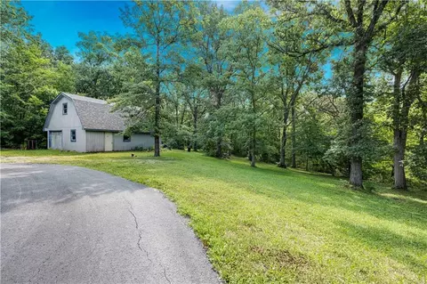 Exterior - 7201 Snow Dr, Holt, MO 64048 photo 10 of 11