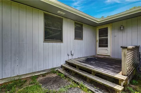 Exterior - 7201 Snow Dr, Holt, MO 64048 photo 8 of 11