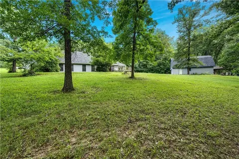 Exterior - 7201 Snow Dr, Holt, MO 64048 photo 7 of 11