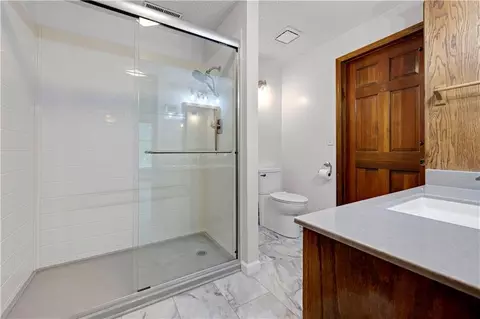 Bath - 7201 Snow Dr, Holt, MO 64048 photo 1 of 4
