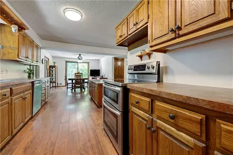 Kitchen - 7201 Snow Dr, Holt, MO 64048 photo 4 of 5