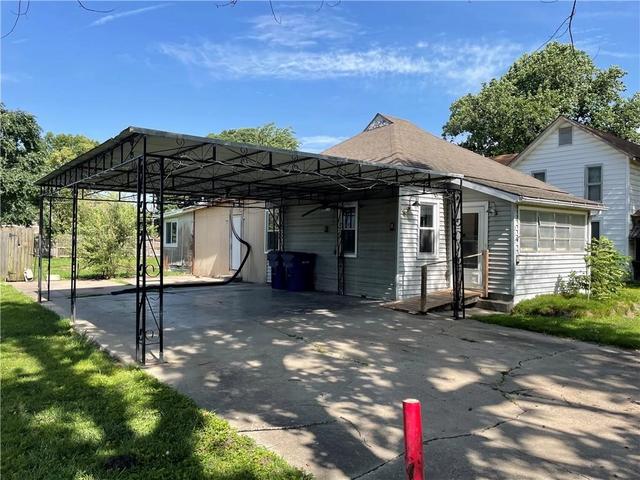 217 Main St, Linwood, KS 66052