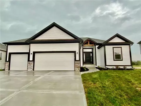 2144 Deerfield Ter, Liberty, MO 64068