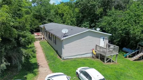 12550 Drift Ave, Sweet Springs, MO 65351