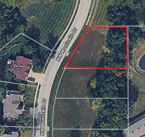 6443 NW Monticello Dr, North Kansas City, MO 64152