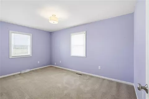 Bedroom - 6706 E 162nd St, Belton, MO 64012 photo 2 of 4