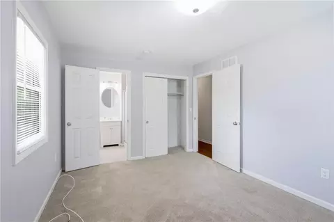 Bedroom - 6706 E 162nd St, Belton, MO 64012 photo 3 of 4