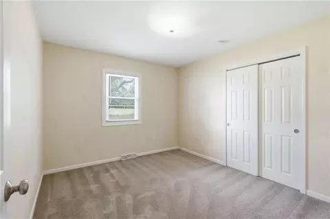 Bedroom - 6706 E 162nd St, Belton, MO 64012 photo 1 of 4