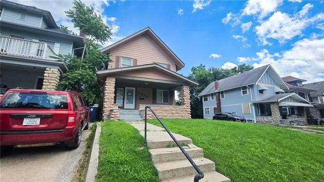 3419 College Ave, Kansas City, MO 64128
