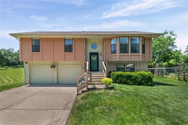 11424 N Mcgee St, Kansas City, MO 64155